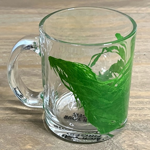 Fantastic Beasts Kelpie 12 oz Glass Mug Wizarding World Harry Potter NWOB EC HTF - Picture 2 of 6